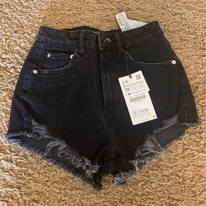 Women’s Black ZARA Jean Shorts Size 2